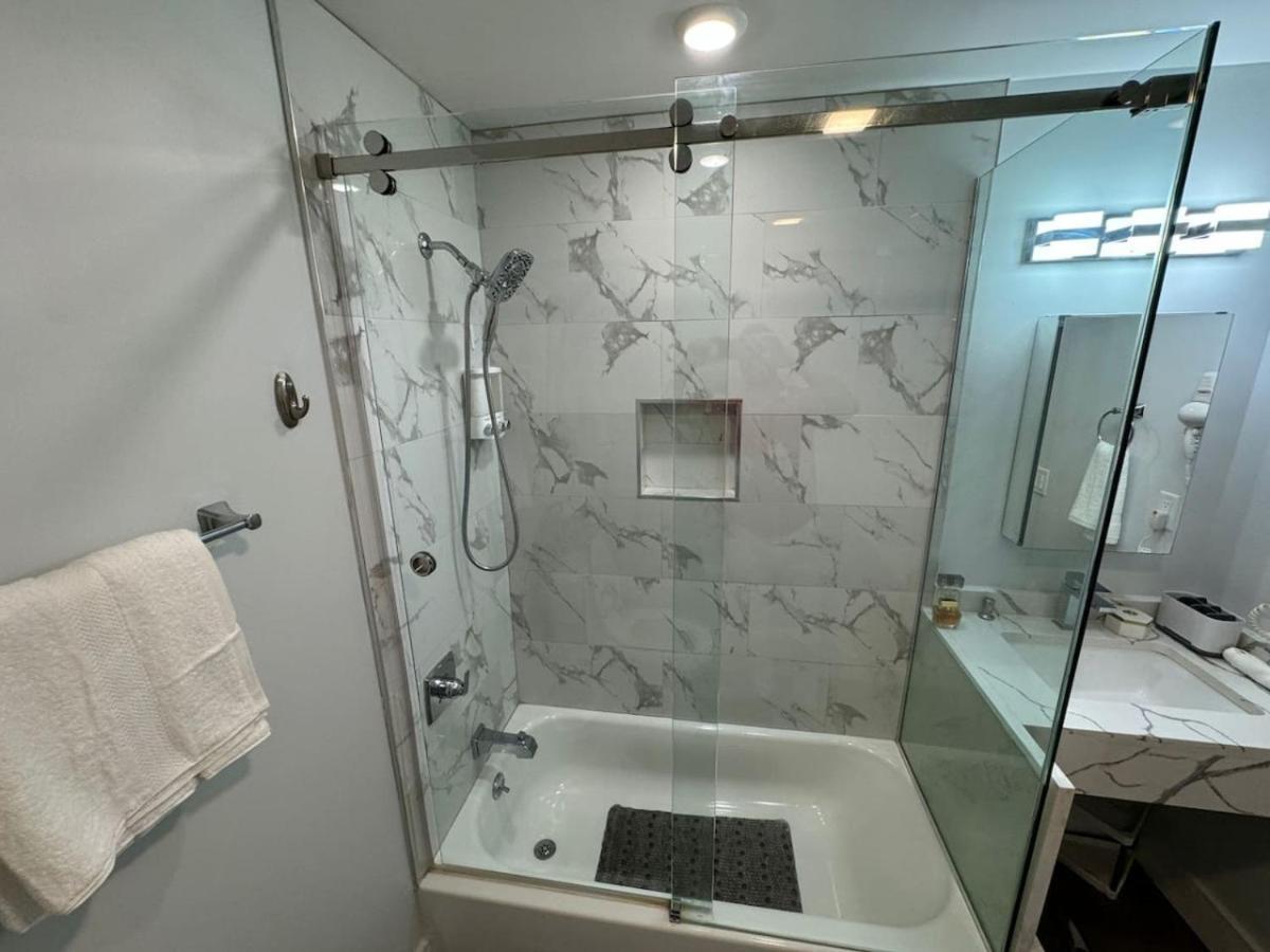 The Trendy Suite - Upgraded 2Br With Luxe Amenities 패터슨 외부 사진